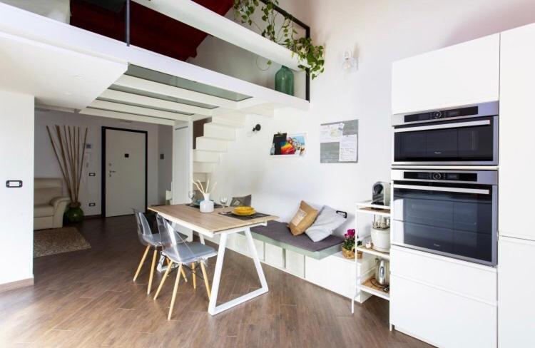Uloft Apartment Palermo Esterno foto